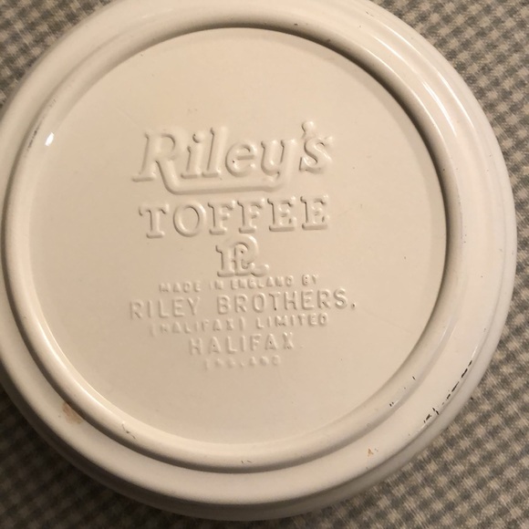 Vintage Riley’s Toffee Round Empty Metal Tin 1960’s Pheasants Foliage - #423 - Picture 2 of 10